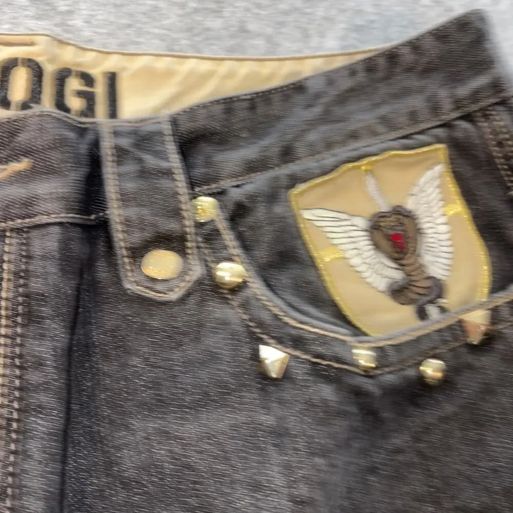 Coogi Jeans Mens 42x35 Black Denim Gold Studded Flap Pockets Patch Embroidered